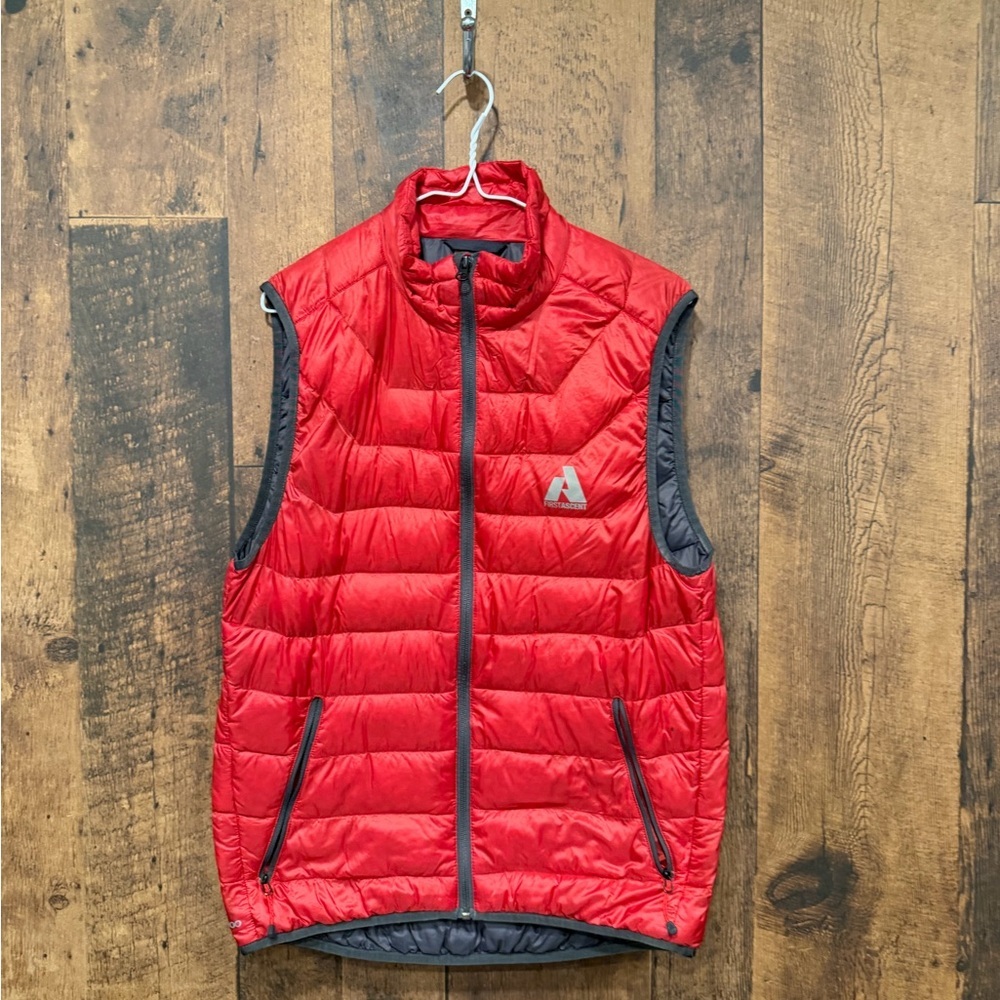 Eddie Bauer men’s eb800 red vest small
